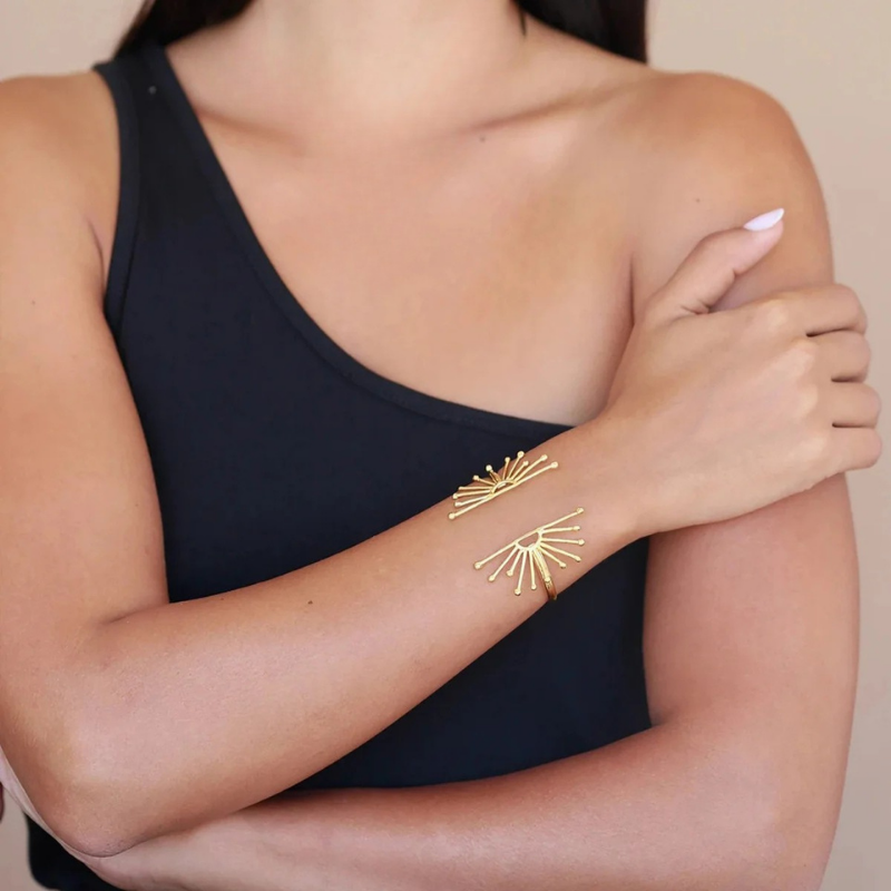 Bracelet “Sun’s Embrace”